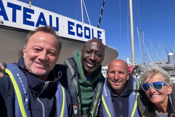 Bonne humeur, esprit d’équipe et convivialité à bord ! ⚓ Bienvenue au Grand Large 