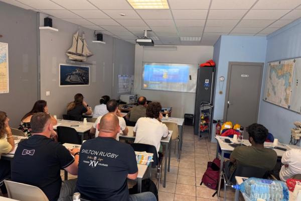 choisir une formation reconnue pour son sérieux, sa convivialité et la qualité de son accompagnement.