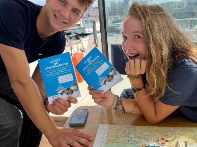 Nos candidats se lancent dans l’aventure du permis bateau au Bateau École du Grand-Large ????
