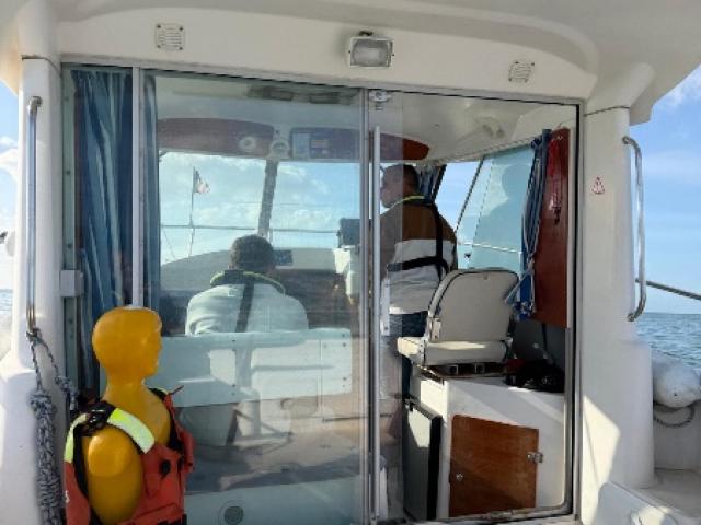Naviguez vers vos envies : passez votre Permis Bateau avec le bateau école AU GRAND LARGE